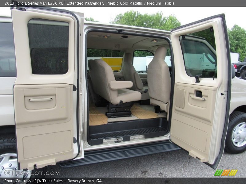 Pueblo Gold Metallic / Medium Pebble 2013 Ford E Series Van E350 XLT Extended Passenger