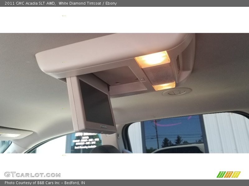 White Diamond Tintcoat / Ebony 2011 GMC Acadia SLT AWD