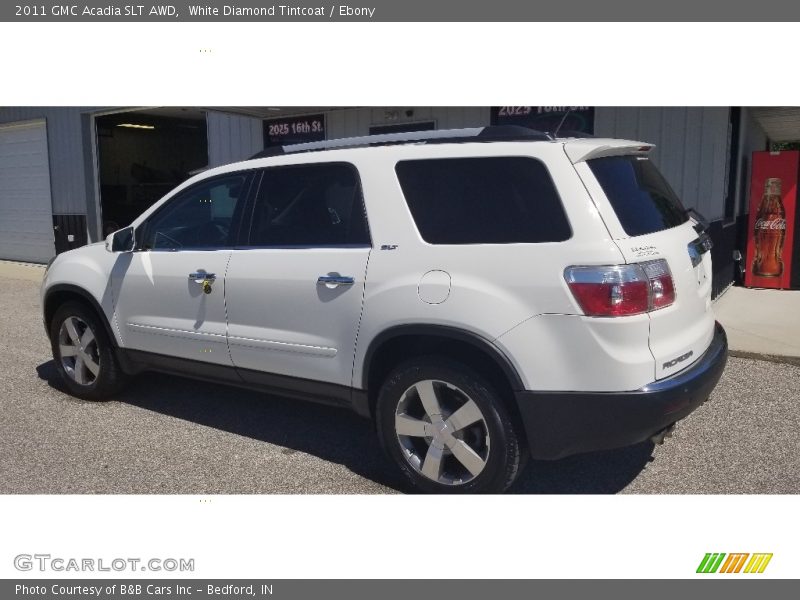 White Diamond Tintcoat / Ebony 2011 GMC Acadia SLT AWD