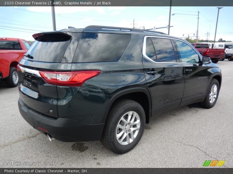 Graphite Metallic / Jet Black 2020 Chevrolet Traverse LT AWD