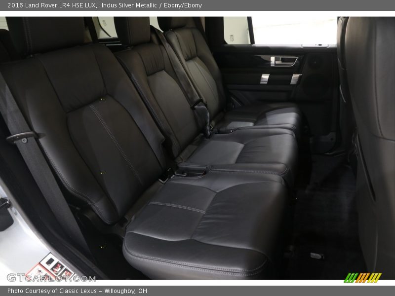 Indus Silver Metallic / Ebony/Ebony 2016 Land Rover LR4 HSE LUX
