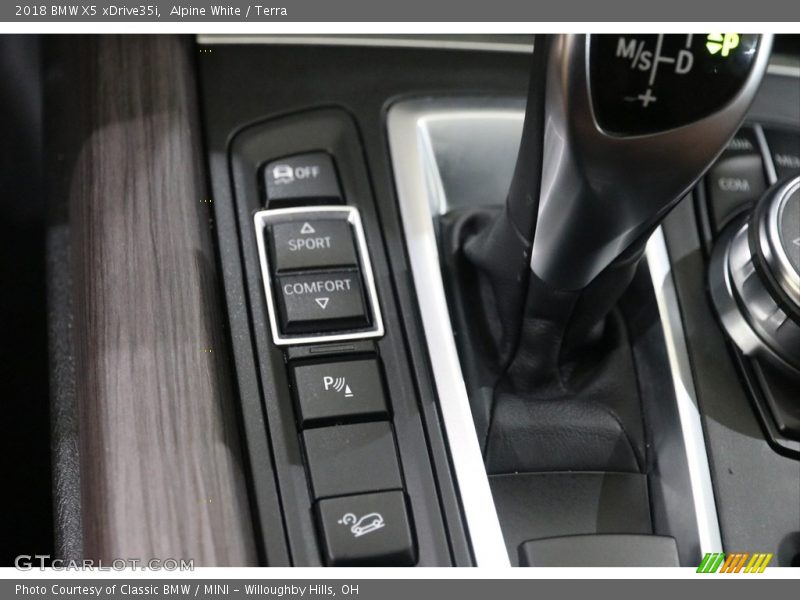 Alpine White / Terra 2018 BMW X5 xDrive35i