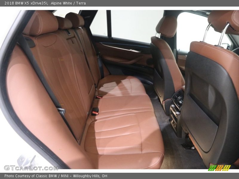 Alpine White / Terra 2018 BMW X5 xDrive35i