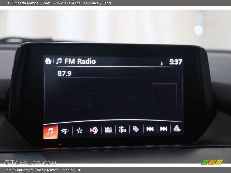 Snowflake White Pearl Mica / Sand 2017 Mazda Mazda6 Sport