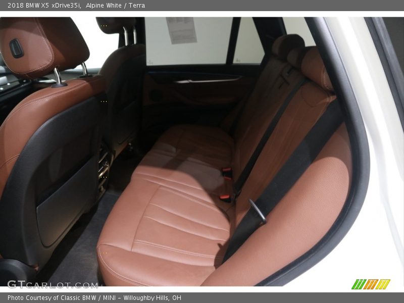 Alpine White / Terra 2018 BMW X5 xDrive35i