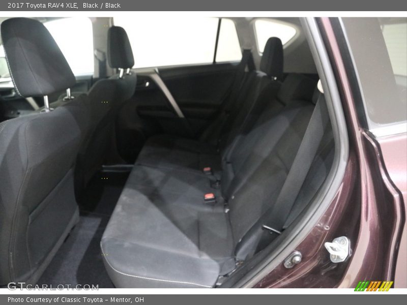 Black / Black 2017 Toyota RAV4 XLE