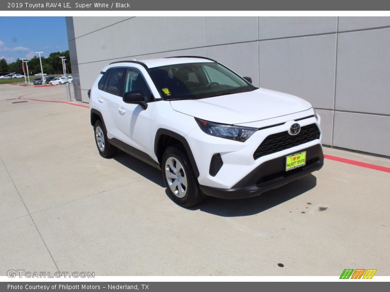 Super White / Black 2019 Toyota RAV4 LE