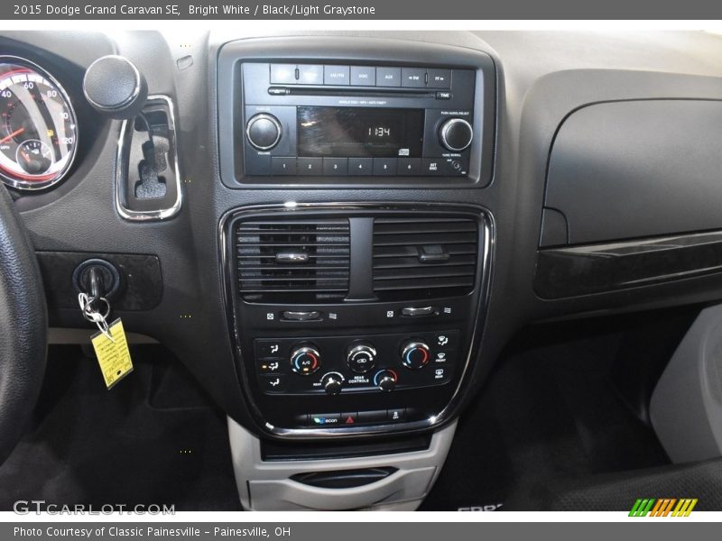 Bright White / Black/Light Graystone 2015 Dodge Grand Caravan SE