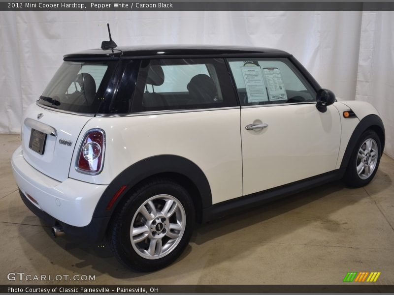 Pepper White / Carbon Black 2012 Mini Cooper Hardtop