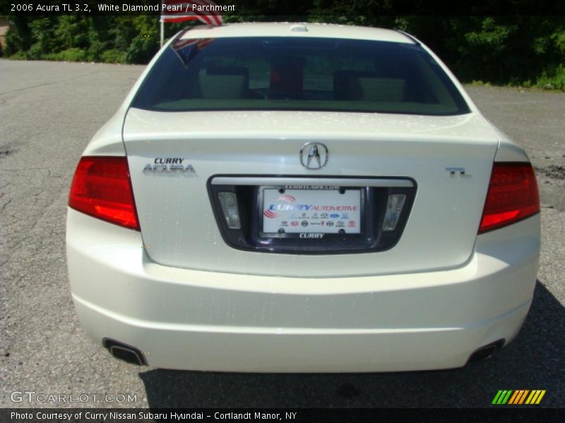 White Diamond Pearl / Parchment 2006 Acura TL 3.2