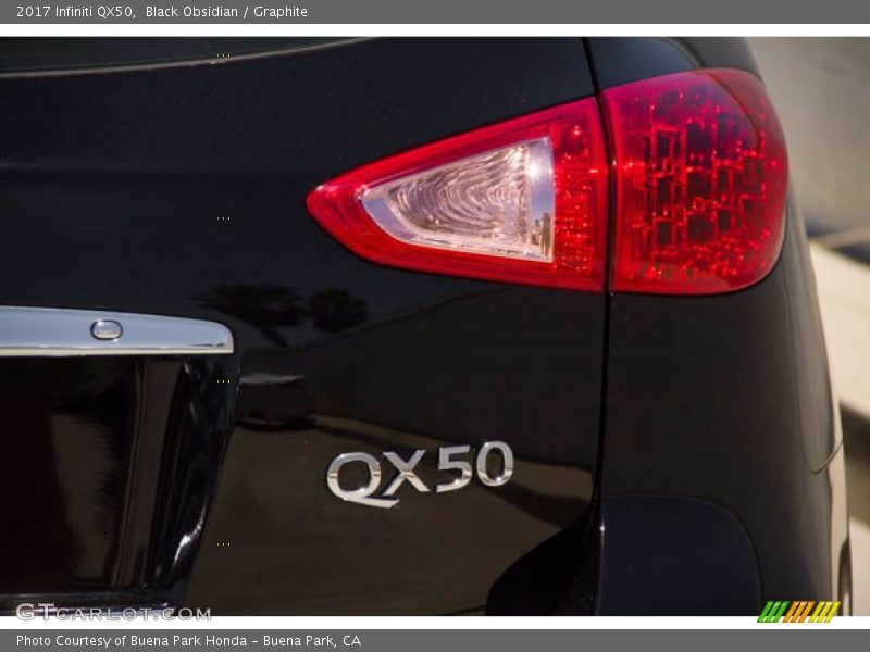  2017 QX50  Logo