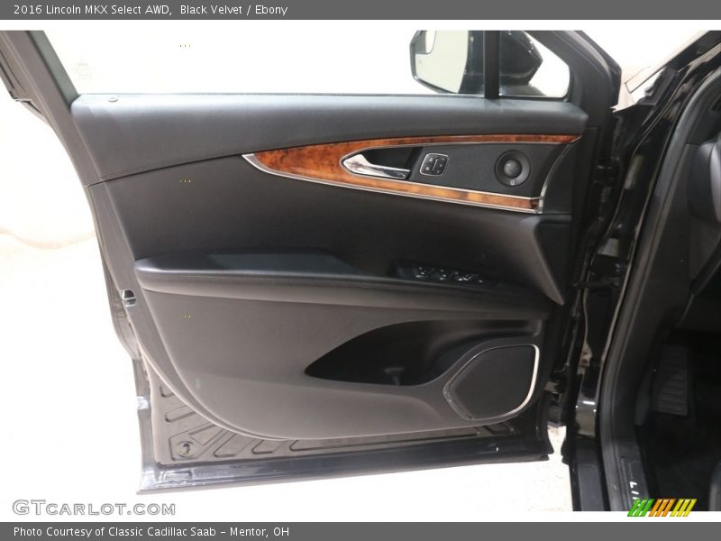 Door Panel of 2016 MKX Select AWD
