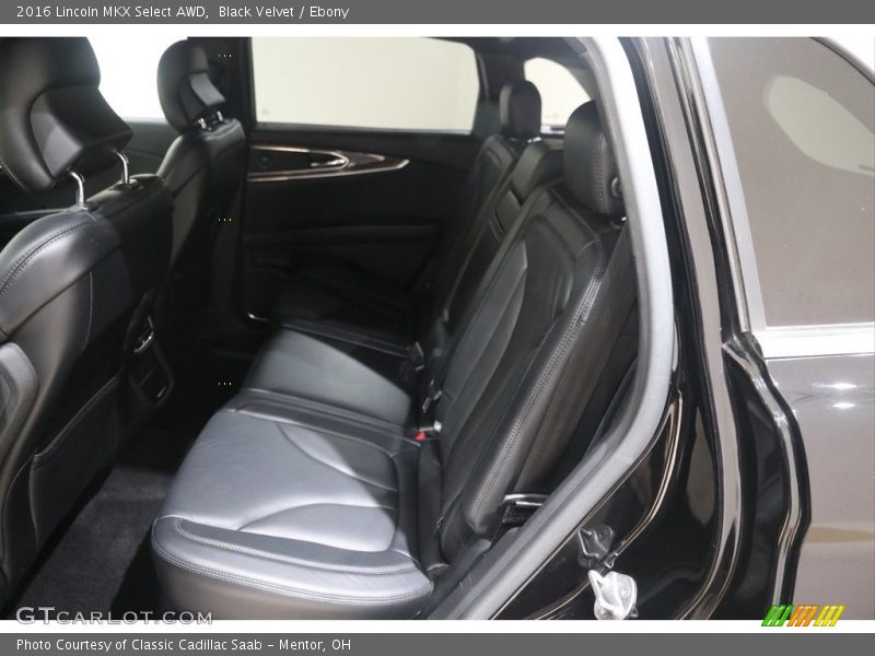 Rear Seat of 2016 MKX Select AWD