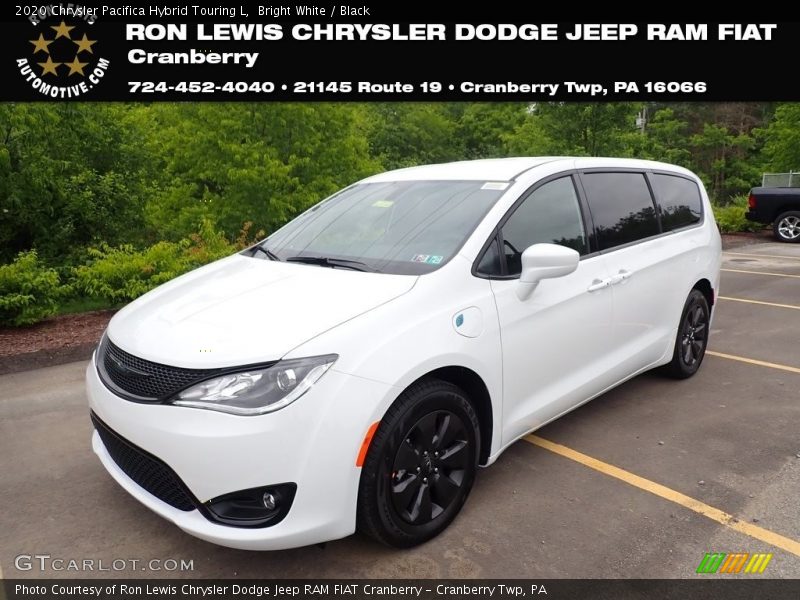 Bright White / Black 2020 Chrysler Pacifica Hybrid Touring L