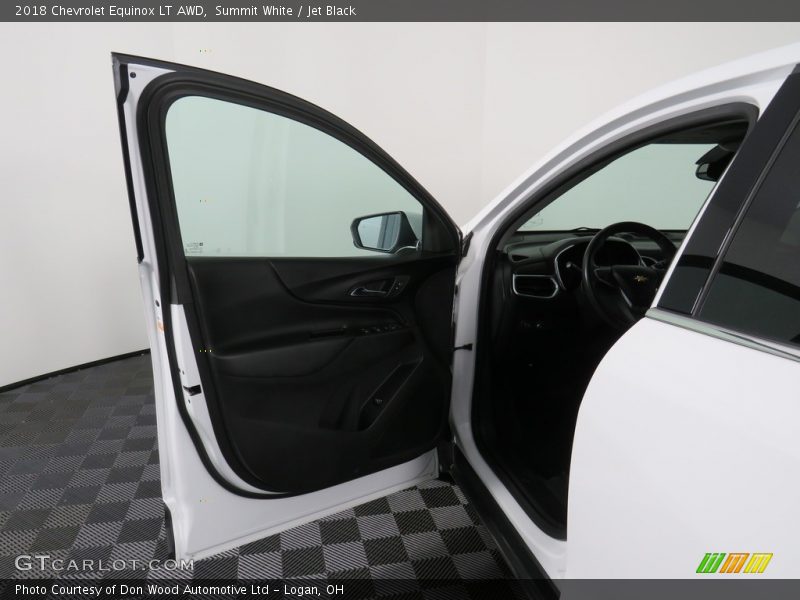 Summit White / Jet Black 2018 Chevrolet Equinox LT AWD