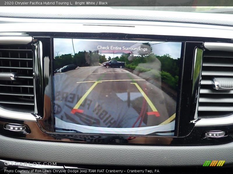 Bright White / Black 2020 Chrysler Pacifica Hybrid Touring L