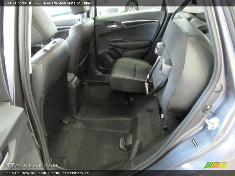 Rear Seat of 2016 Fit EX-L