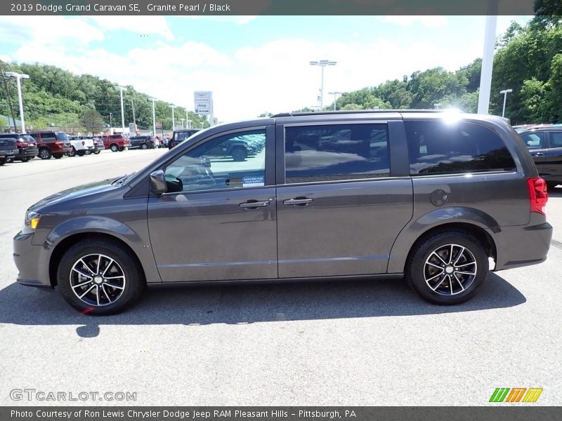Granite Pearl / Black 2019 Dodge Grand Caravan SE