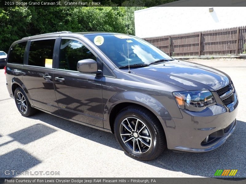 Granite Pearl / Black 2019 Dodge Grand Caravan SE