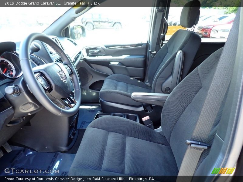 Granite Pearl / Black 2019 Dodge Grand Caravan SE