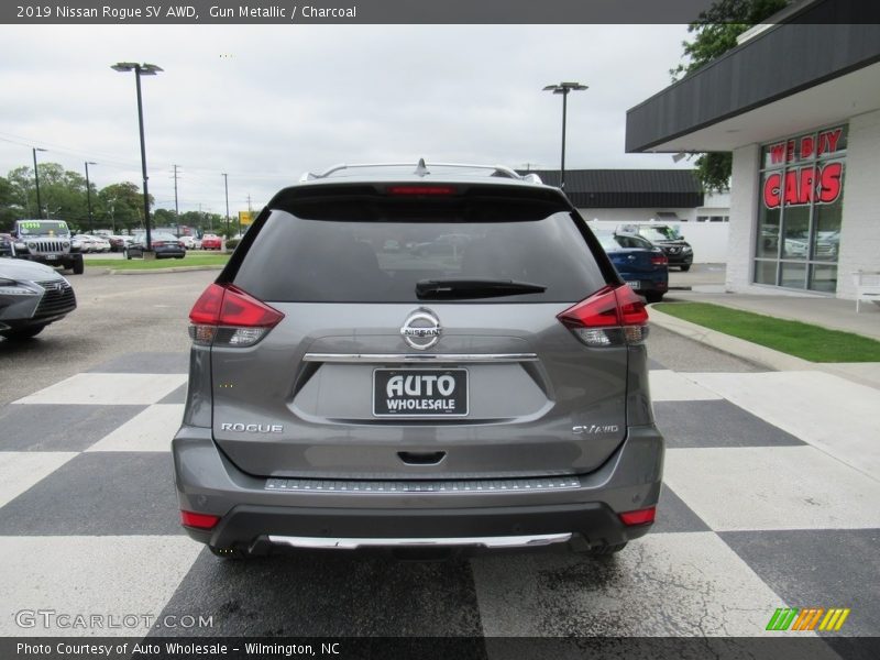 Gun Metallic / Charcoal 2019 Nissan Rogue SV AWD