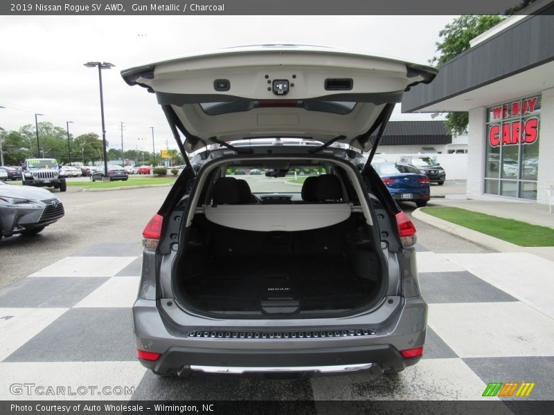 Gun Metallic / Charcoal 2019 Nissan Rogue SV AWD
