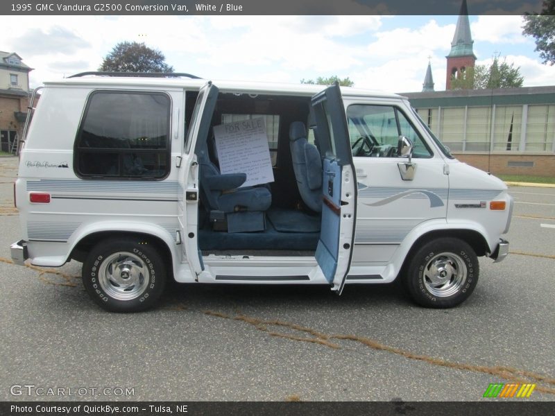 White / Blue 1995 GMC Vandura G2500 Conversion Van