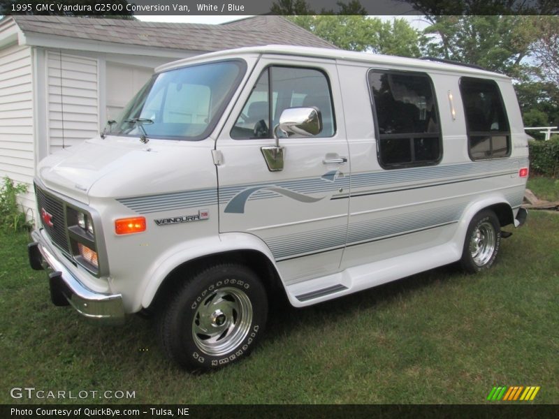 White / Blue 1995 GMC Vandura G2500 Conversion Van