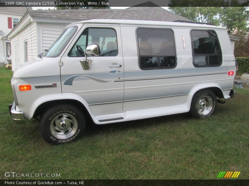 White / Blue 1995 GMC Vandura G2500 Conversion Van