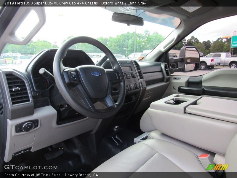 Oxford White / Earth Gray 2019 Ford F350 Super Duty XL Crew Cab 4x4 Chassis
