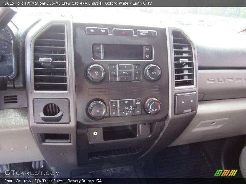 Oxford White / Earth Gray 2019 Ford F350 Super Duty XL Crew Cab 4x4 Chassis