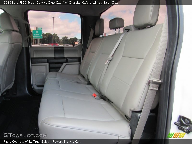 Oxford White / Earth Gray 2019 Ford F350 Super Duty XL Crew Cab 4x4 Chassis
