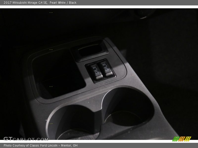 Pearl White / Black 2017 Mitsubishi Mirage G4 SE