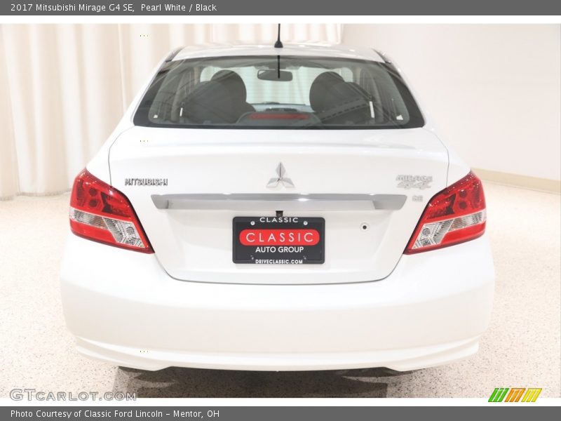 Pearl White / Black 2017 Mitsubishi Mirage G4 SE