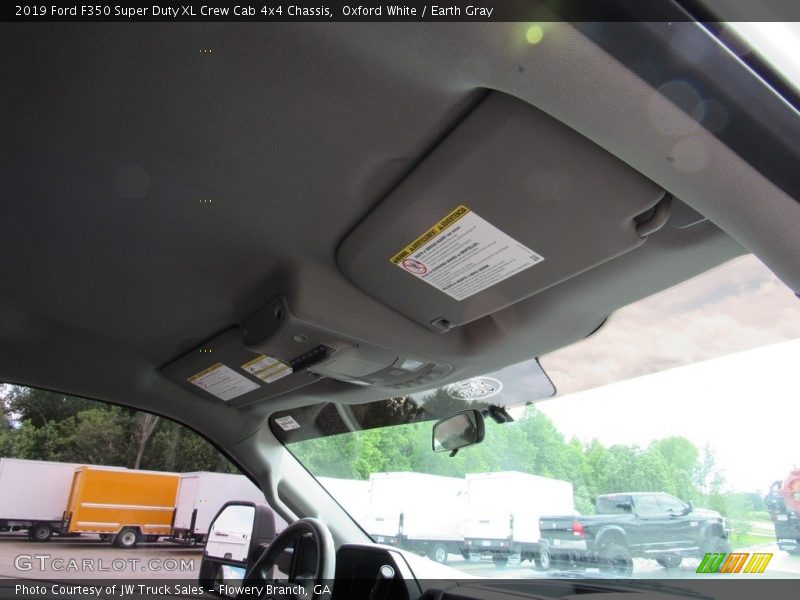 Oxford White / Earth Gray 2019 Ford F350 Super Duty XL Crew Cab 4x4 Chassis
