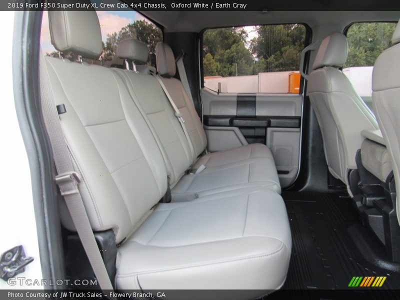 Oxford White / Earth Gray 2019 Ford F350 Super Duty XL Crew Cab 4x4 Chassis