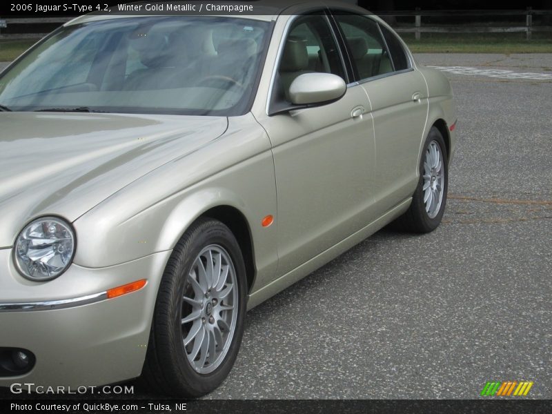 Winter Gold Metallic / Champagne 2006 Jaguar S-Type 4.2