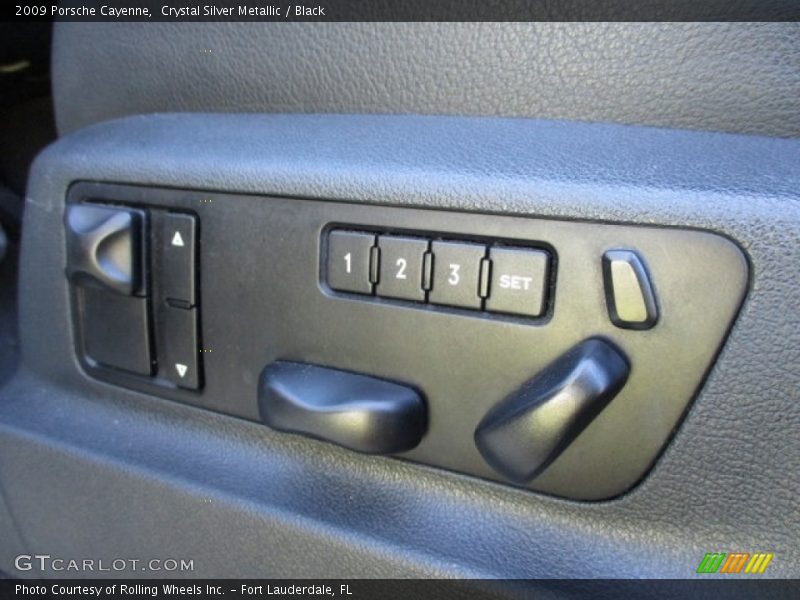 Crystal Silver Metallic / Black 2009 Porsche Cayenne
