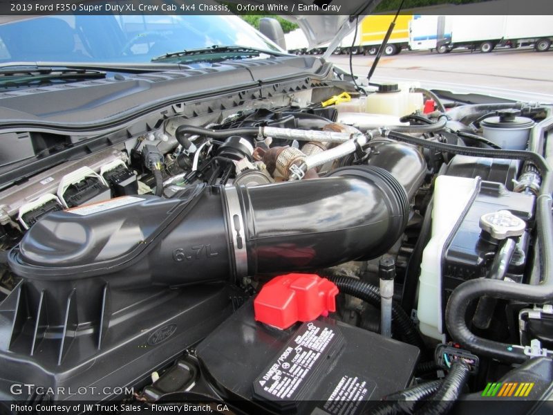 Oxford White / Earth Gray 2019 Ford F350 Super Duty XL Crew Cab 4x4 Chassis