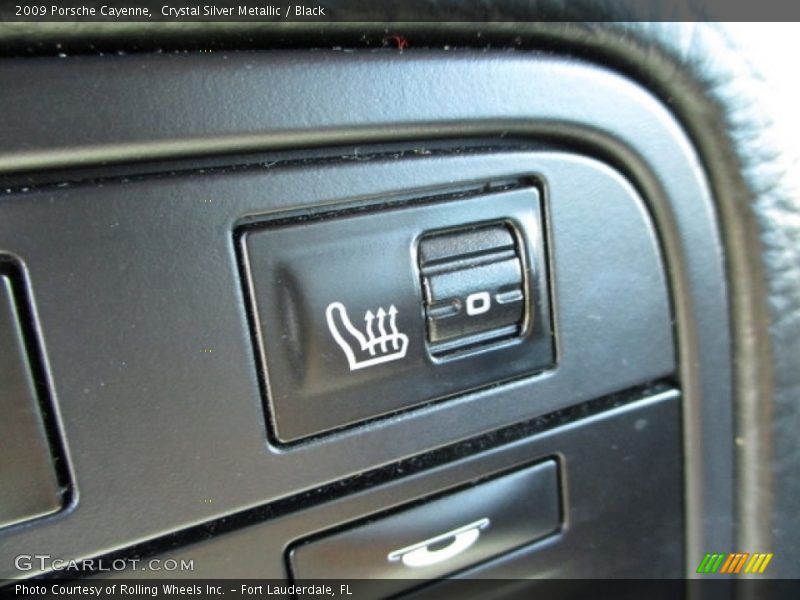 Crystal Silver Metallic / Black 2009 Porsche Cayenne