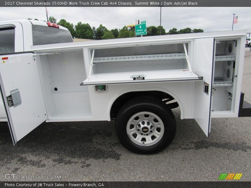 Summit White / Dark Ash/Jet Black 2017 Chevrolet Silverado 3500HD Work Truck Crew Cab 4x4 Chassis