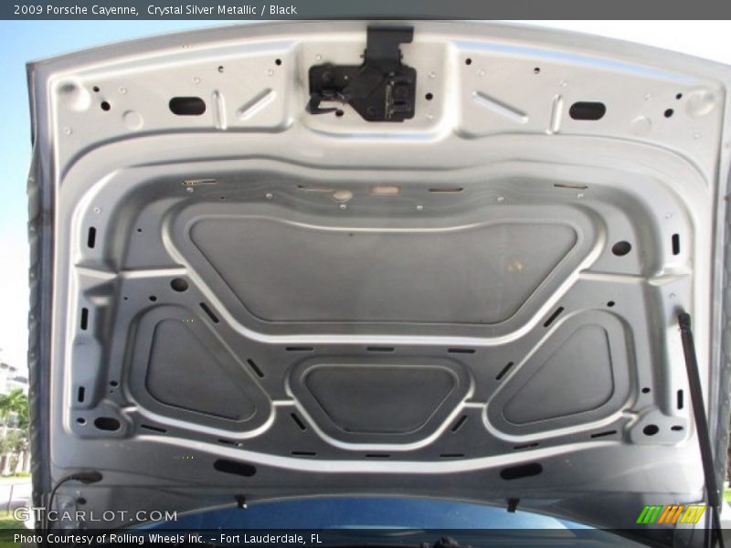 Crystal Silver Metallic / Black 2009 Porsche Cayenne