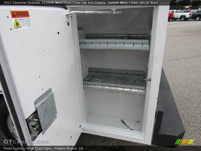 Summit White / Dark Ash/Jet Black 2017 Chevrolet Silverado 3500HD Work Truck Crew Cab 4x4 Chassis