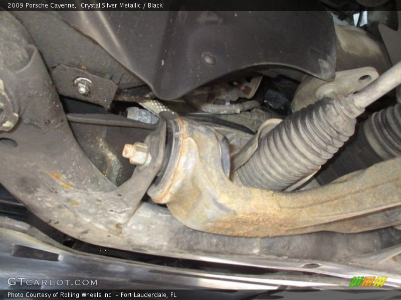 Crystal Silver Metallic / Black 2009 Porsche Cayenne