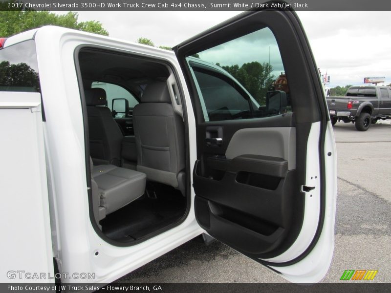 Summit White / Dark Ash/Jet Black 2017 Chevrolet Silverado 3500HD Work Truck Crew Cab 4x4 Chassis