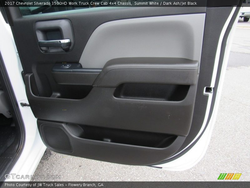 Door Panel of 2017 Silverado 3500HD Work Truck Crew Cab 4x4 Chassis