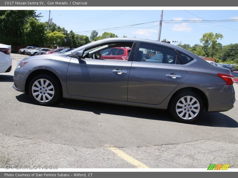 Gun Metallic / Charcoal 2017 Nissan Sentra SV