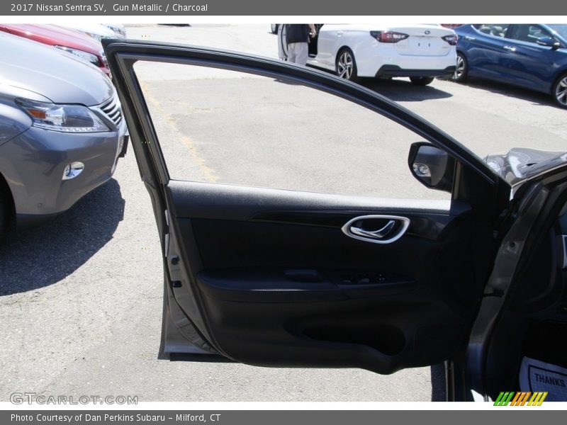 Gun Metallic / Charcoal 2017 Nissan Sentra SV