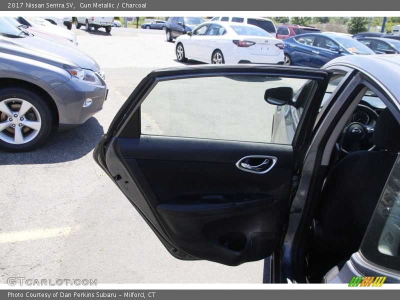 Gun Metallic / Charcoal 2017 Nissan Sentra SV