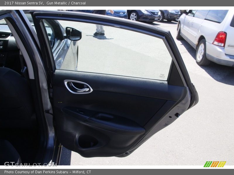 Gun Metallic / Charcoal 2017 Nissan Sentra SV